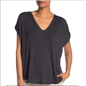 H by Bordeaux Ruched V-Neck T-Shirt (Smoke) Sz M